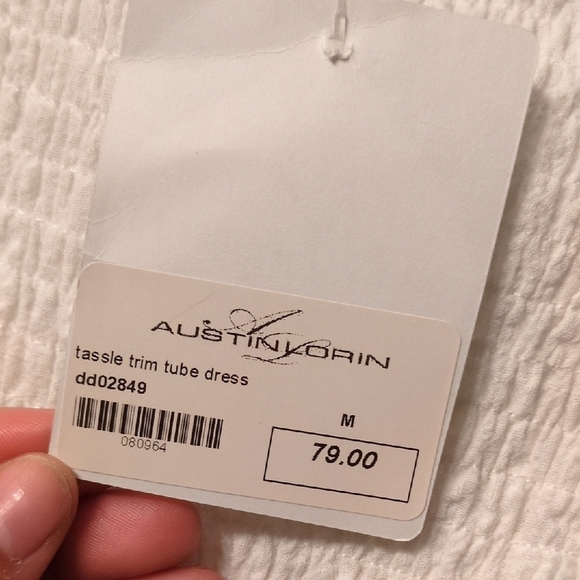 Davi & Dani White Smocked Tassel Tube Top- White-Medium NWT - Picture 3 of 4